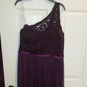 Bridesmaid dress - David's Bridal F17063 in Plum